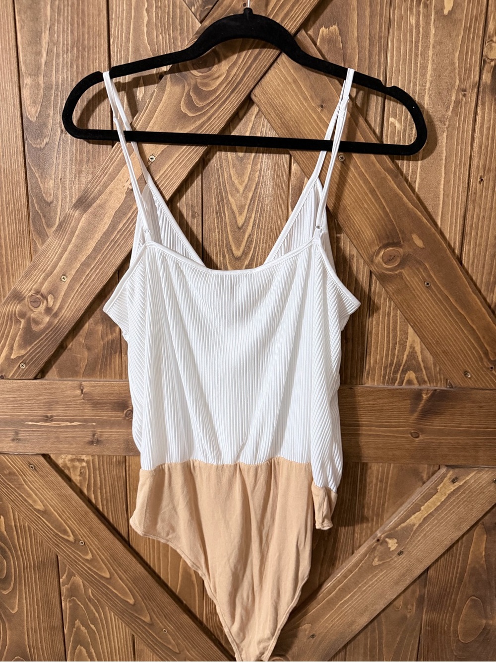 Wayf White and Tan Ribbed V-Neck Tank Bodysuit - Picture 3 of 3